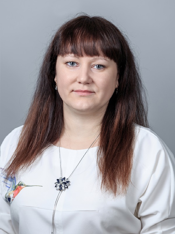 Ларионова Елена Афанасьевна.